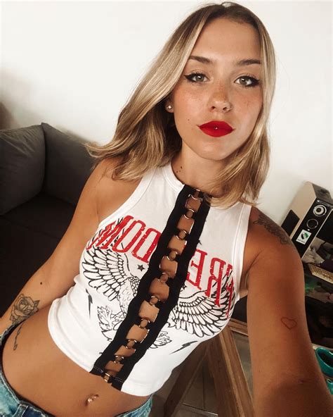 pendeja de instagram poringa|Valentina Borelli, pendeja hermosa de Instagram .
